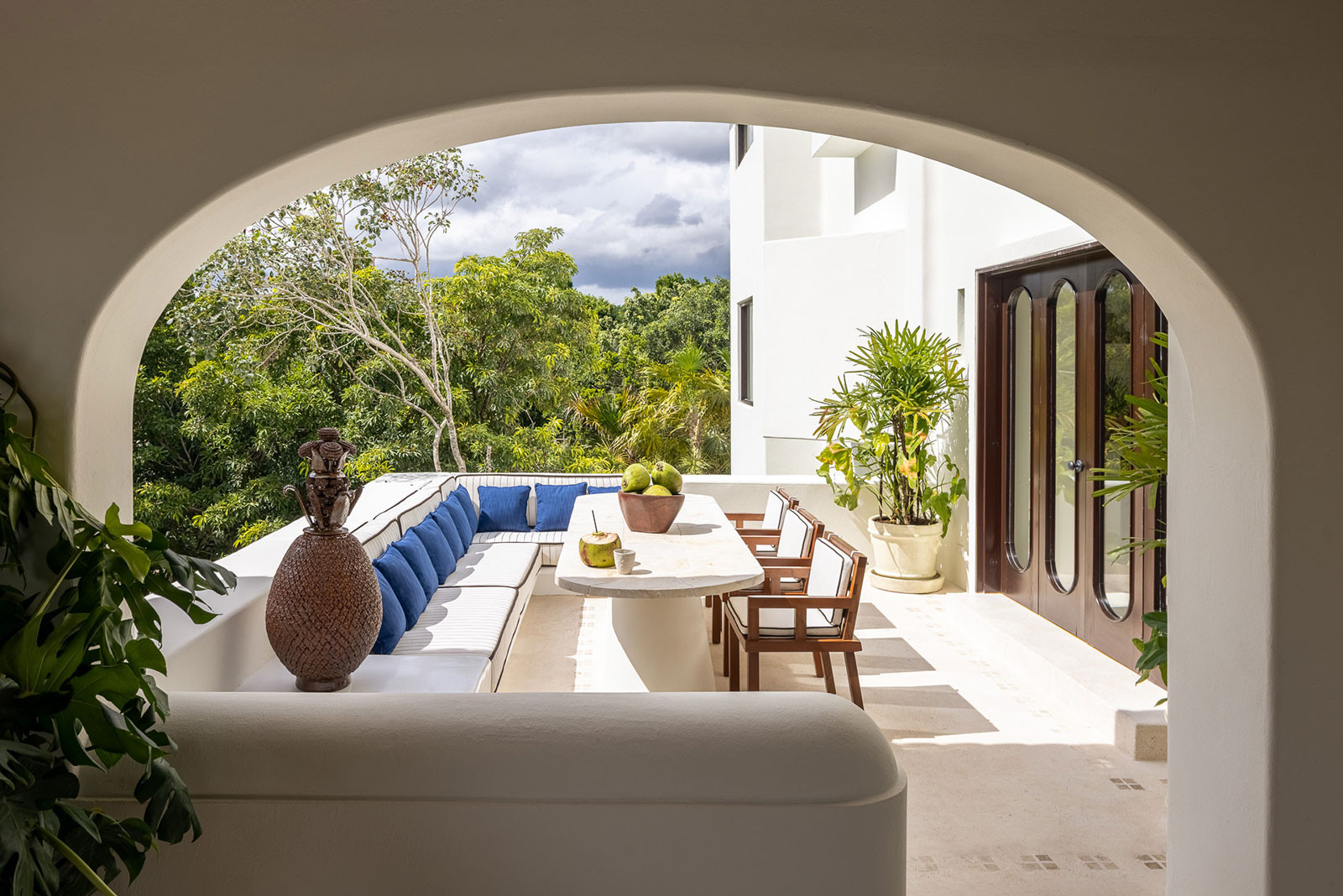 Esencia La Mansion Villa Rental | Villas of Distinction