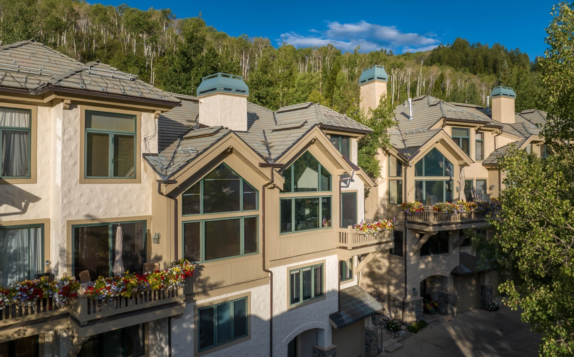 Stone Creek Chalet at The Aspens Villa Rental | Villas of Distinction