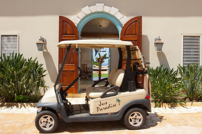 Two complimentary carts are provided.  In addition to the unique White Witch golf course, Half Moon and Cinnamon Hill are five minutes away for more golf.