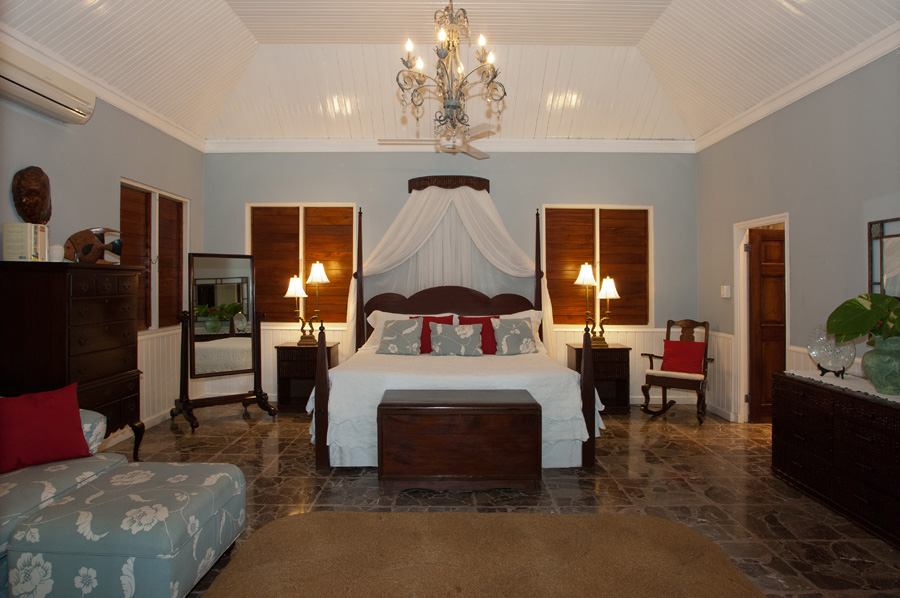 The 800-sq-ft Master Suite is at the east end of the verandah. This suite has a kingsize bed ...